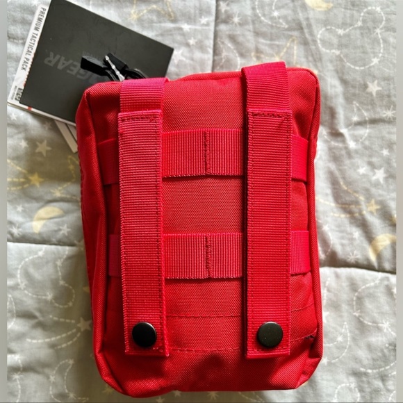 LIFE GEAR First Aid Survival Tactical Pack, 117-pieces - Picture 11 of 16